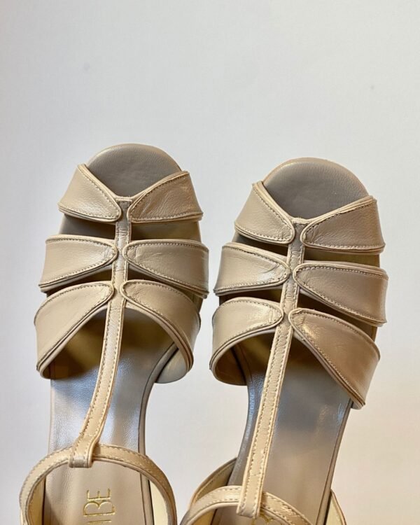 Sandália Folha 35 - Pelica Bege Nude - Salto 6cm SP - Imagem 2