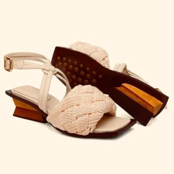 Sandália Diva 35 - Cor Bege Pérola - Salto 5cm - Imagem 3