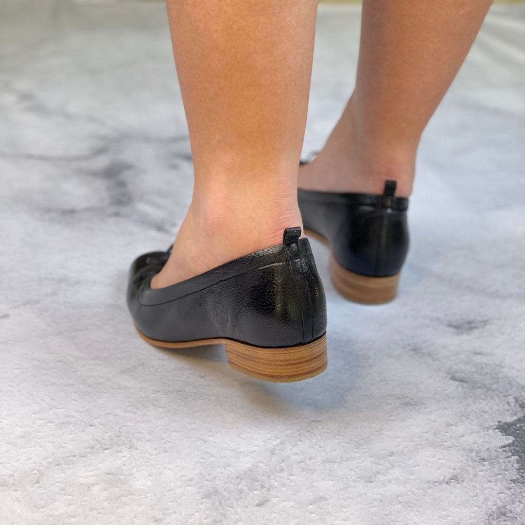 Sapatilha Bailarina Botafogo 39 - Bico Quadrado - Cor Preta - Salto 2,5cm SP - Imagem 2