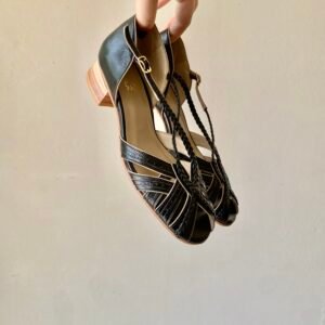 Sandália Luana 37 - Pelica Preta - Salto 2,5cm